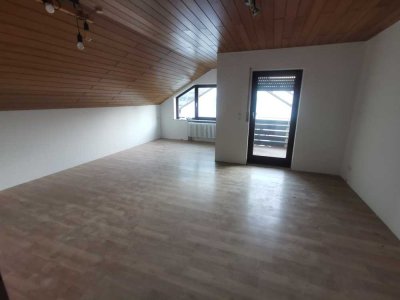 700 € - 69 m² - 2.5 Zi.