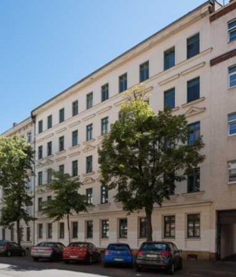 Wohnung im sanierten Altbau auf ca.70 m²