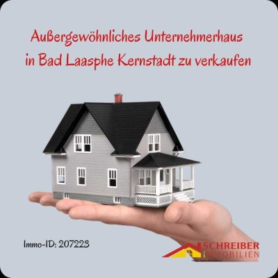 Außergewöhnliches Unternehmerhaus in Bad Laasphe Kernstadt zu verkaufen.