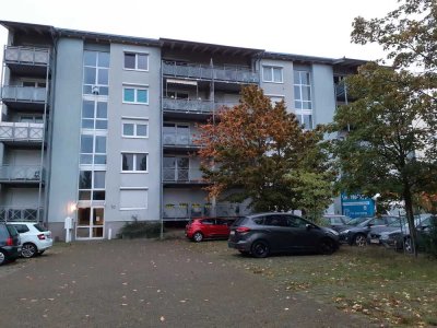 Singles, Pendler, Azubis aufgepast - 1R-WE mit EB-Küche und Balkon, 32 m²,  ab 01.04.2025