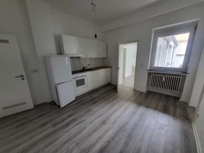 Ansprechende 3-Zimmer-EG-Wohnung mit Terrasse u. Einbauküche in Bad Neuenahr-Ahrweiler