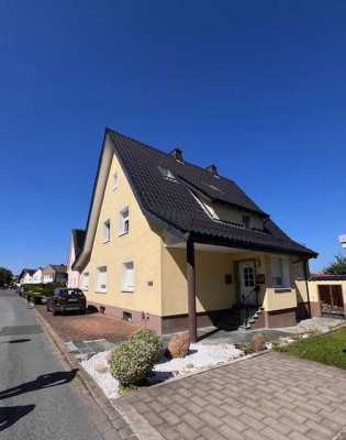 3-Familienhaus mit großzügigem Grundstück und modernisierter Ausstattung