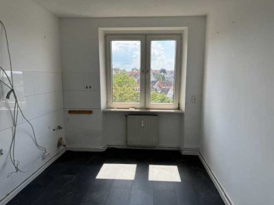 Helle 3 Zimmerwohnung im 5.OG mit Aufzug