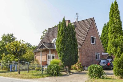 Familienidyll mit Einliegerwohnung und schöner Gartenoase