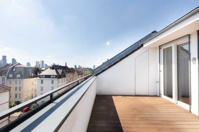 Skyline- und Taunusblick, 5 Zimmer mit Loggia und PKW-Stellplatz