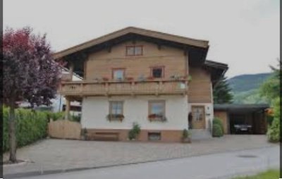 Geräumiges und modernisiertes 9-Zimmer-Mehrfamilienhaus mit drei Wohneinheiten in Piesendorf