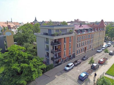 Penthouse! Helle, moderne und energieeffiziente 3 Raum Wohnung mit Dachterrasse, Penthouseaufzug