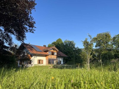 Helles möbliertes  Einfamilienhaus Kochel a See/ Ried