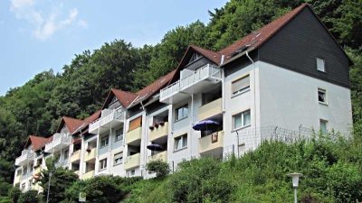 Gemütliche Wohnung  Dachgeschosswohnung mit Balkon