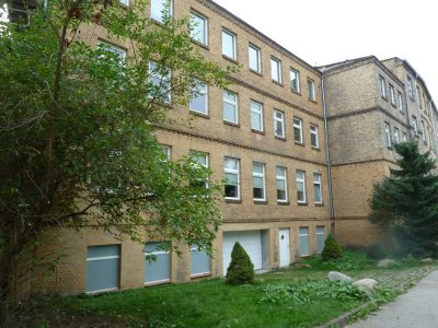 132 qm, Altbau, 4 Zimmer plus Wohnküche