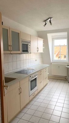 Freundliche und gepflegte 3,5-Zimmer-Dachgeschosswohnung in Freiberg