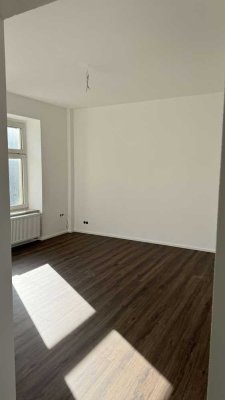 Erstbezug nach Kernsanierung 4-R-Wohnung (104m², 1. OG) in Bischofswerda