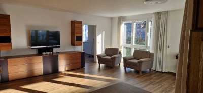 Schöne 3,5-Zimmer-Wohnung mit Balkon und EBK in Kirchheim-Jesingen