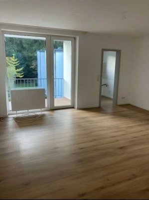 2-Zimmer Wohnung mit Balkon in Gummersbach-Derschlag