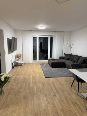 Neuwertige 2-Zimmer-Wohnung mit Balkon und Einbauküche in Kaiserslautern