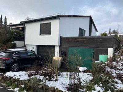 Individuelles Wohnhaus in bester Lage direkt am Waldrand