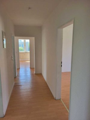 Kautionsfrei! Perfekte Familienwohnung mit Tageslichtbad im 1.OG!