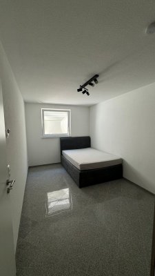 WG-Zimmer in Neubauwohnung: Modernes Wohnen in zentraler Lage von Durlach-Aue