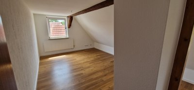 Dachgeschoßwohnung, lichtdurchflutet