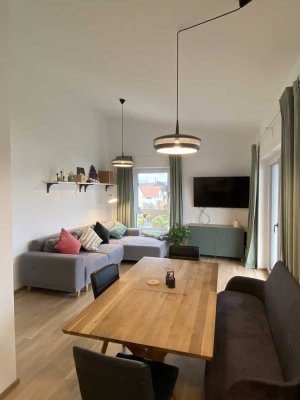 Neubau: Lichtdurchflutete Whg mit offenem Wohn-/Essbereich/Küche, Balkon, 2 Schlafzimmer, Dinkelsch