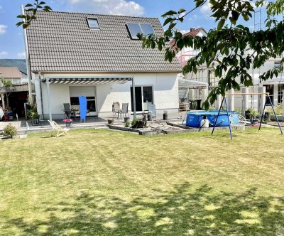 Freist. Einfamilienhaus mit großem Garten in Malsch