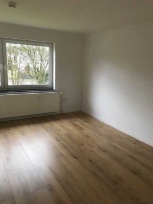 schöne Zweizimmerwohnung im Erdgeschoss