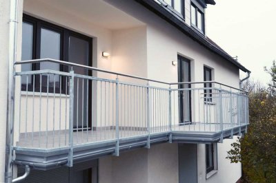 Ruhig gelegene moderne 3 Zimmer Wohnung mit Loggia & Balkon in Rosdorf