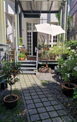 Moderne großzügige 3-Zimmerwohnung mit Balkon in einem denkmalgeschützten Stadthaus in Gütersloh