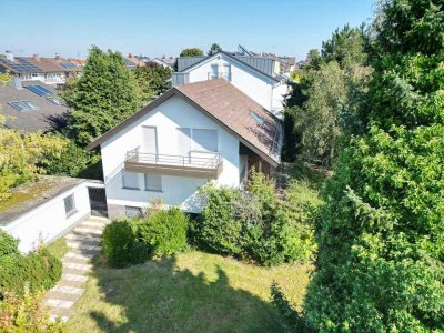 Einfamilienhaus freistehend  mit 761 m² Grundstück in Bestlage