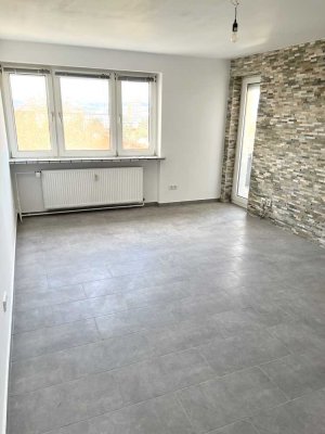 Moderne 3-Zimmer-Wohnung mit Garage, Balkon und Einbauküche in Mainz – Erstbezug nach Renovierung!