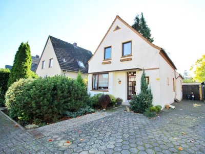 Charmantes freistehendes Einfamilienhaus mit großem Garten * 2. Reihe zum Werdersee* Dichterviertel