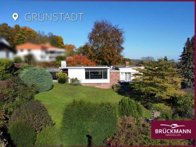 Bestlage in Grünstadt: Zeitlose Villa auf einzigartigem (Traum)Grundstück mit Fernblick!