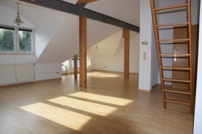 v.Privat Dachstudiowohnung/Loft in Jugendstilhaus in Wiesb.-Sonnenberg Nähe Kurpark