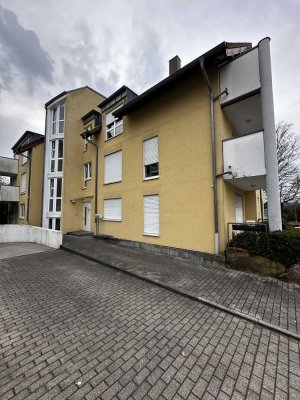 Schöne, helle 2-Zimmer-Wohnung mit Terrasse und Duplex-Garagenstellplatz in Wiesloch