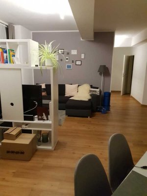 Helle 2 Zimmer Wohnung in ruhiger Lage