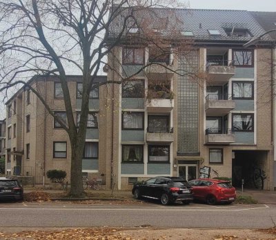 2-Zimmer-Wohnung mit 2 Balkonen in Hamburg Wandsbek