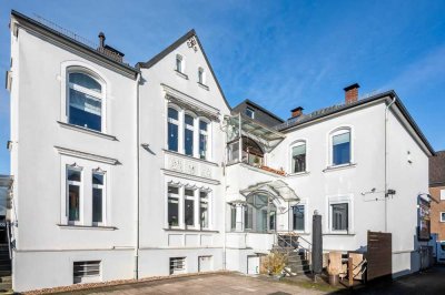 KEINE KÄUERPROVISION Schicke Altbauwohnung mit Balkon und Garage im Bielefelder Westen