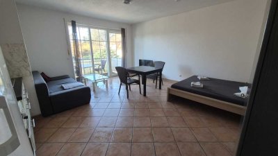 !!! provisionsfreies Luxusapartment mit West Balkon, voll möbliert !!!