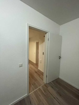 3-Zimmer Souterrain Wohnung in Rheinnähe