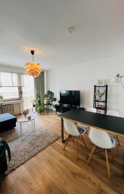 PRIVAT Verkauf - Exklusive 3-Zimmer-Wohnung mit Einbauküche in Düsseldorf