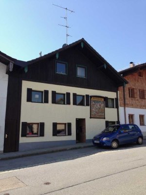 Mehrfamilienhaus mit ( 3 Wohnungen ) in Kößlarn