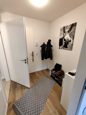 Erdgeschosswohnung mit EBK und Terrasse: freundliche 1-Zimmer-Wohnung in 23558, Lübeck