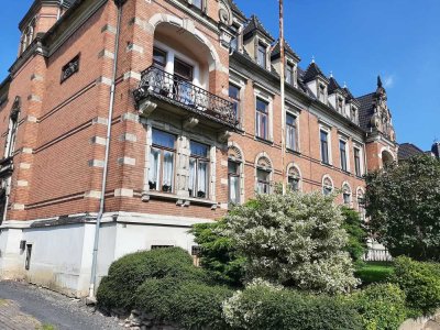 Sonnige Beletage in Gründerzeit Stadtvilla mit eigenem Gartengrundstück! Provisionsfrei!