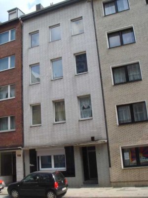 Aa., Bismarckstr.186 35qm EG  1 Zi Whg. -EBK Terrasse 1.3.25