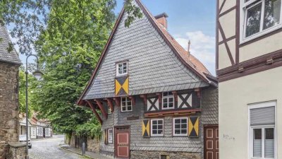 Provisionsfrei – Mit Liebe zum Detail restauriert: 
Alte Berg-Schmiede am Rande der Altstadt