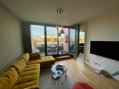 Stilvolle 1-Zimmer-Wohnung mit luxuriöser Innenausstattung mit Balkon und EBK in Berlin Pankow