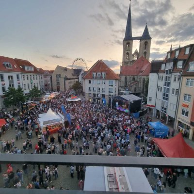 Profisionsfrei: Schöne Wohnung direkt im Zentrum HBS