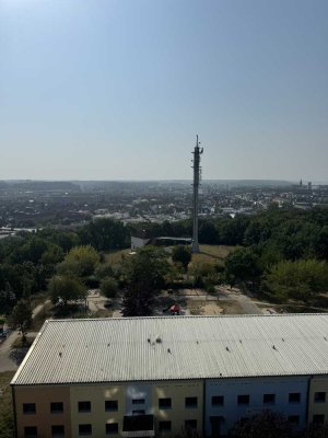 sonnige 3-Raum Wohnung mit wunderbarem  Blick über Neubrandenburg NEU