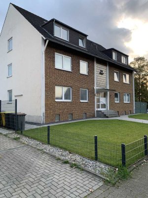 Gepflegte Wohnung mit drei Zimmern und Balkon in Bottrop