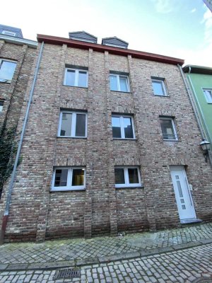 Renovierten Wohnung in Herzen von Stolberg! WBS Erforderlich!